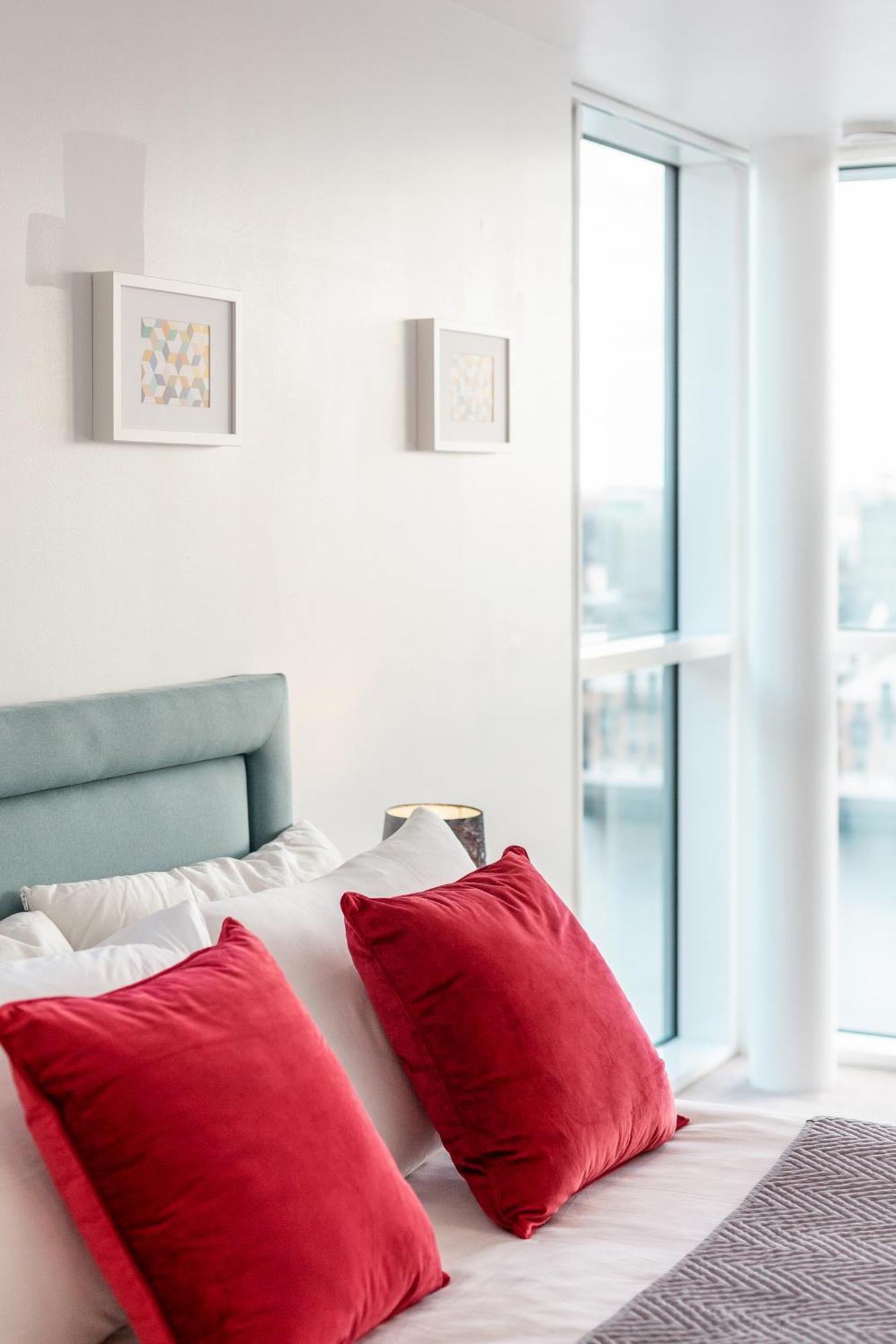 Excel Dock Apartments Londra Exterior foto