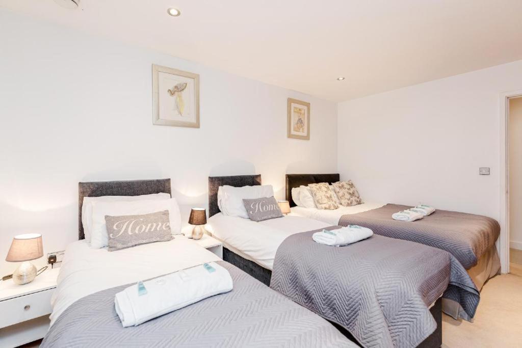 Excel Dock Apartments Londra Exterior foto